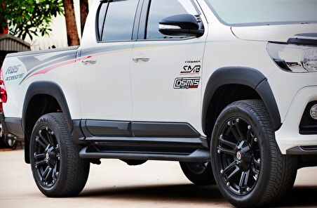 Toyota hilux revo kapı çıtası gövde kaplaması 2015+ 4parça