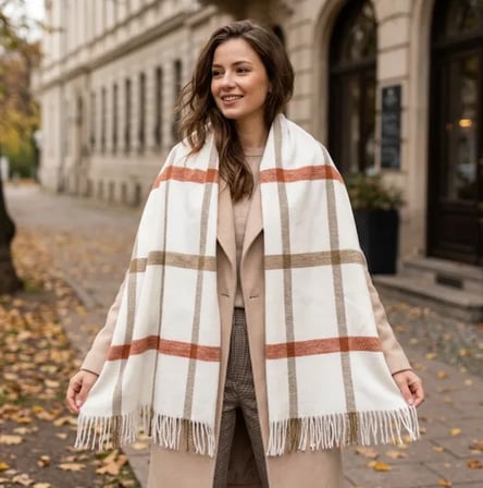Beyaz Kiremit Kareli Kışlık Atkı Şal (70x150 cm)