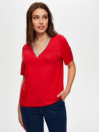 Zincir Şertili V Yaka Kısa Kol T-Shirt S25TSH064