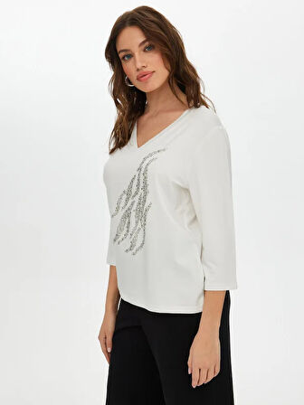 Önü Trok Taş Detaylı 3/4 Kol V Yaka T-Shirt S25TSH068
