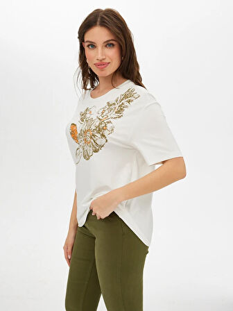 Çiçek Baskı Detaylı Yuvarlak Yaka Kısa Kol T-Shirt S25TSH071