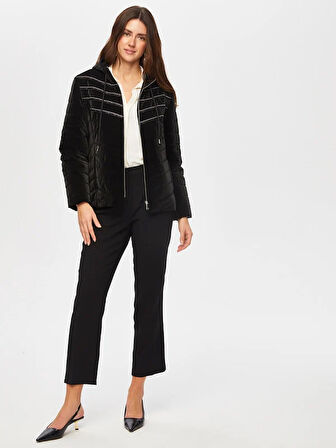 Zincir Şerit Detaylı Kadife Görünümlü Kapitone Mont 005