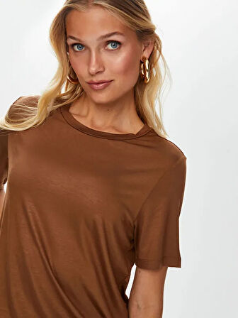 Yuvarlak Yaka Kısa Kol T-Shirt S25TSH002