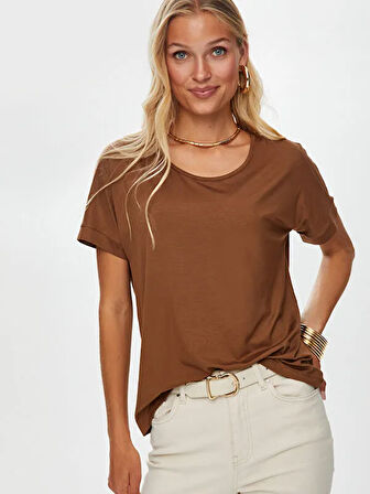 Yuvarlak Yaka Düşük Kollu T-Shirt S25TSH003