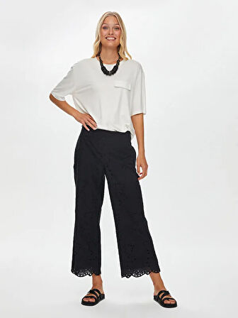 Resort Brode Nakış İşli Yanı Yırtmaçlı Wide Leg Fit Caprii S25CPR017