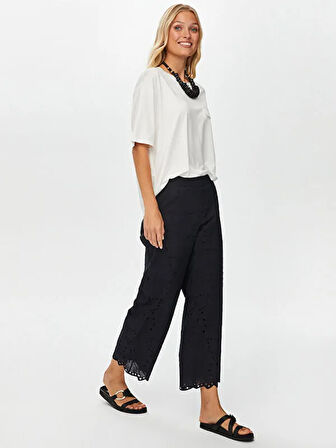 Resort Brode Nakış İşli Yanı Yırtmaçlı Wide Leg Fit Caprii S25CPR017