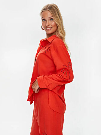 Resort Delik İşi Nakış Detaylı Viskon Keten Gömlek S25GML046