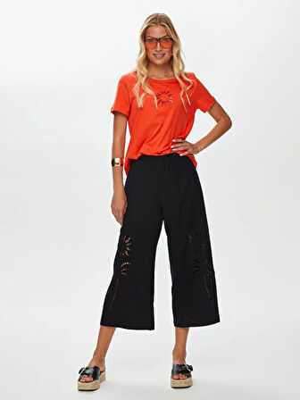 Resort Delik İşi Nakış Detaylı Viskon Keten Wide Leg Fit Pantolon S25PNT046