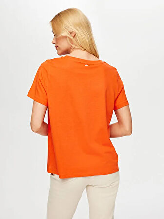 Resort Delik İşi Nakışlı Yuvarlak Yaka T-Shirt S25TSH111