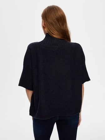 Dik Yaka Kısa Kollu Rahat Form Casual Triko Bluz W26TRB005