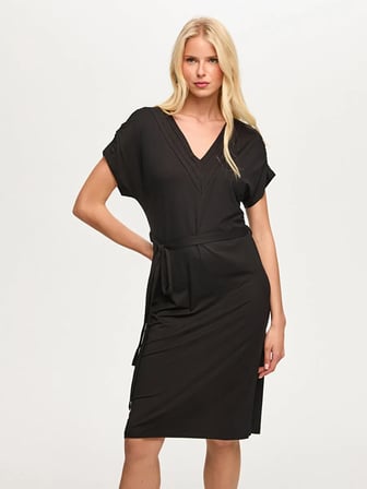 Beli Kuşaklı V Yaka Örme Elbise S26ELB011
