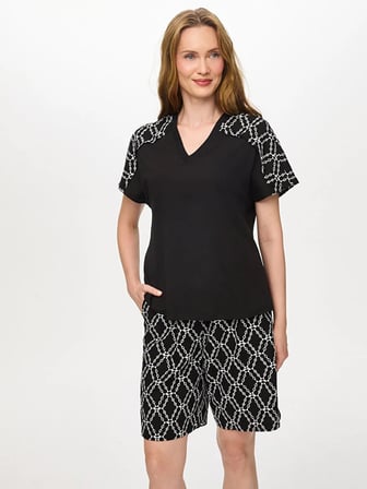 Resort Omuzu Brode Nakış Detaylı V Yaka Tshirt S26TSH107