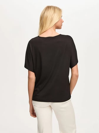 Resort Yakası Boncuk Detaylı V Yaka Tshirt S26TSH116