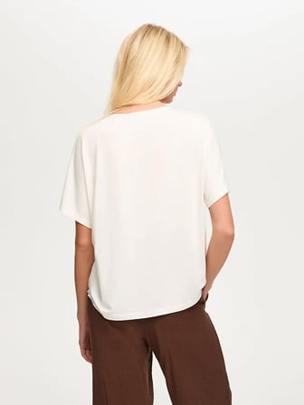 Resort Yakası Boncuk Detaylı V Yaka Tshirt S26TSH116