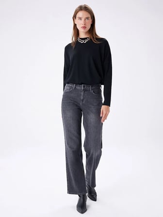 Straıght Fit Yıkama Efektli Jean Pantolon W27JPN003