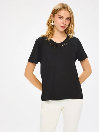 Yakası Taş Ve Delik İşli Kısa Kol Viskonlu Tshirt W27TSH055