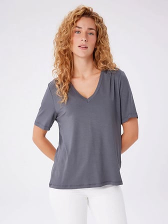 V Yaka Kısa Kol T-Shirt W27TSH001