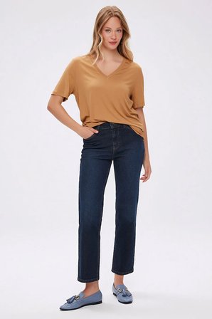 V Yaka Kısa Kol T-Shirt W27TSH001