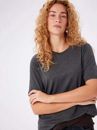 Yuvarlak Yaka Kısa Kol T-Shirt W27TSH002