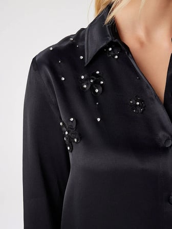 Taşlı Çiçek Aplikeli Saten Tunik W27TNK018