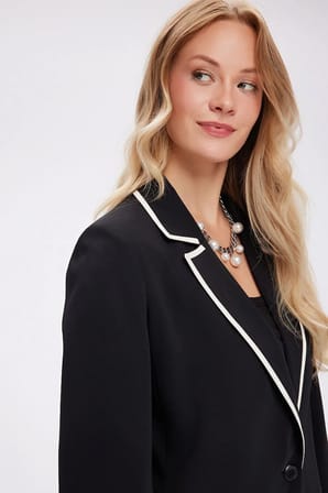 Renk Bloklu 3/4 Kol Blazer Ceket W27CKT013