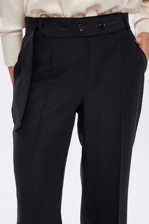 Ütü İzli Kemer Detaylı Wıde Leg Fıt Modallı Pantolon W27PNT014