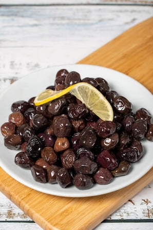 1kg Özel Seçim İri Boy Az Tuzlu Kahvaltılık Yağlı Sele Siyah Zeytin