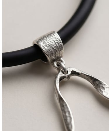 Damla  Choker  Kolye, 