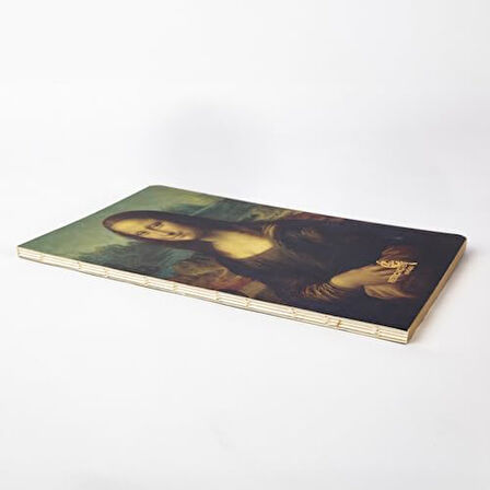 Mona Lisa, Da Vinci 1503-06, Vintage Defter IV, Çizgisiz, 96 Sayfa, İplik Dikiş, Esnek Kapak, Yaldızlı Oval Kenar, Tuval Doku, 90 gram, Fildişi Renk, 14,8x21x1cm