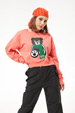 Go Veform Sıfır Yaka Figürlü Kadın Kısa Sweatshirt Mercan ZN5041