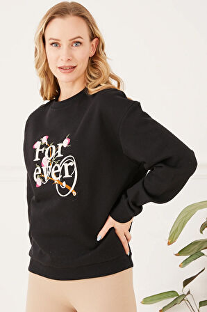 Go Veform Kadın Nakışlı Sıfır Yaka Sweatshirt Siyah ZN5098