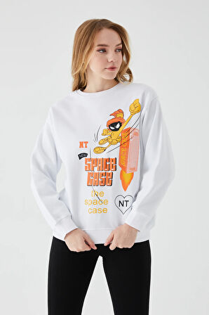 Go Veform Kadın Sıfır Yaka Baskılı Üç İp İçi Şardonlu Sweatshirt Beyaz ZN5110