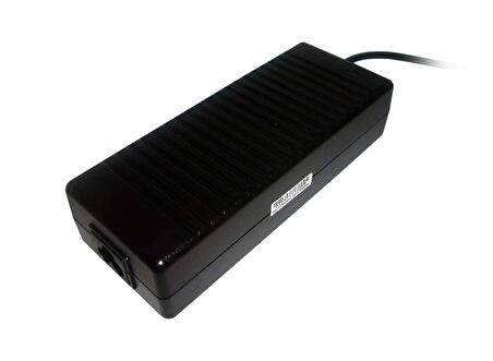 RETRO Lenovo 135W Dikdörtgen Pinli Uç (Usb Tip) Notebook Adaptör RNA-IB09