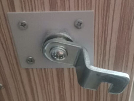 264-30 Asmalı Mandallı Kilit