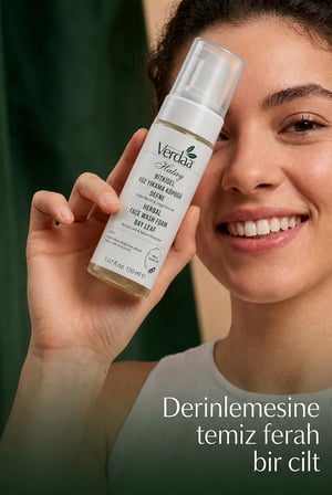Bitkisel Defne Yüz Yıkama Köpüğü Karma ve Yağlı Ciltler İçin 150 ML