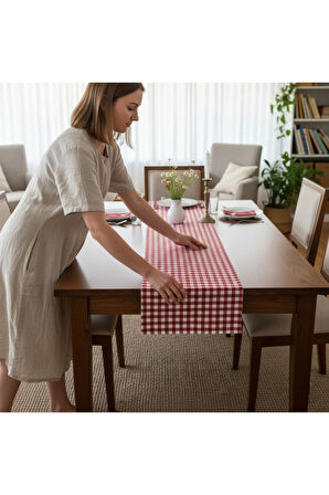 Kırmızı Beyaz Pötikare Runner Masa Örtüsü 35x200 cm