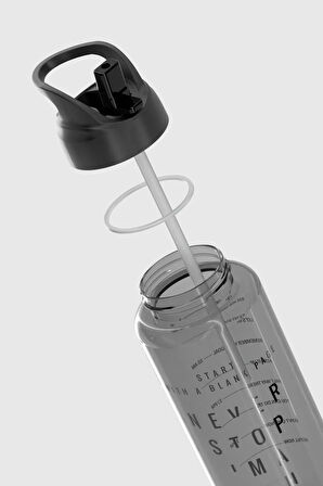 Renga Moly Yazı Desenli 1000 ml Pipetli Tritan Matara 912139 Siyah