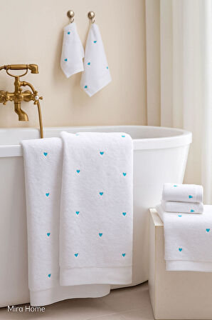 3 Parça Kalp Nakışlı Banyo Havlusu Takımı %100 Pamuklu Lovely Set