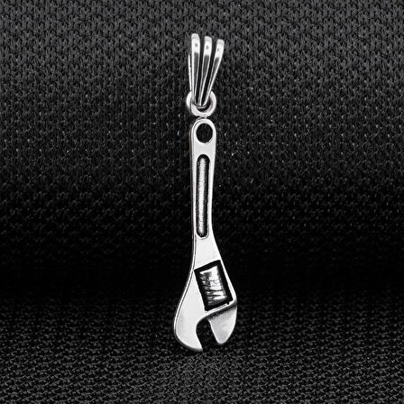 İngiliz Anahtarı 925 Ayar Gümüş Erkek Kolye Ucu