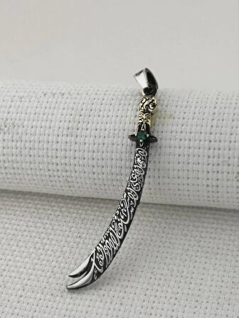 Yeşil Taşlı La Fetta İlla Ali La Seyfe İlla Zülfikar Yazılı  925 Ayar Gümüş Erkek Kolye