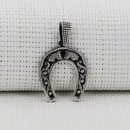 Nal Tasarımlı At Detaylı Kalın Zincir  925 Ayar Gümüş Erkek Kolye