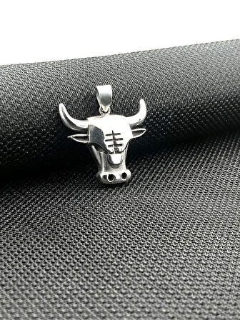 Boğa Kafası Tasarımlı 925 Ayar Gümüş Erkek Kolye Ucu