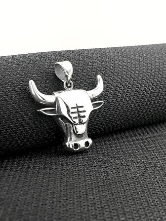 Boğa Kafası Tasarımlı 925 Ayar Gümüş Erkek Kolye Ucu