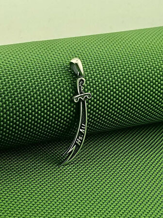 Hz Ali Yazılı Zulfikar 925 Ayar Gümüş Erkek Kolye Ucu