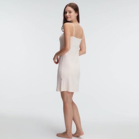 Anıl 5835 Günlük Ev Giyimi İp Askılı Bisiklet Yaka Kadın Viskon Düz Yazlık Örme Mini Gecelik