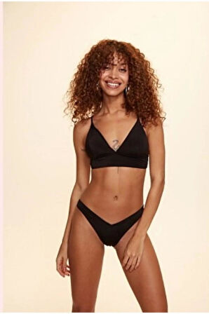 No Gossip 249118 Kadın Crush Sırtı Çapraz Üçgen Bikini Üstü Siyah