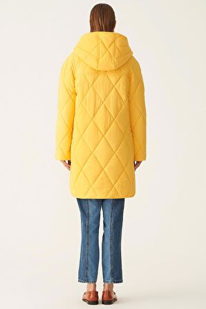 Clairs Regular Fit Kapüşonlu Diz Boy Sarı Renk Kadın Mont