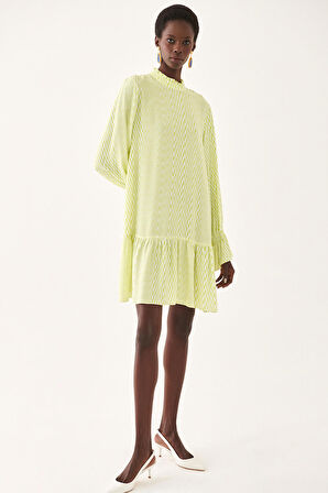 Anels Rahat Kalıp Yarım Dik Yaka Diz Üstü Geometrik Desenli Ekru Misket Limonu Renk Elbise