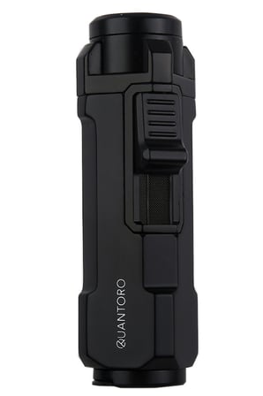 Quantoro Üç Torch Pürmüz Delicili Siyah Metal Puro Çakmağı - TRZ1173