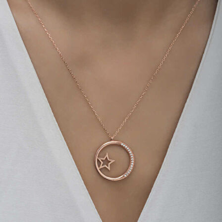 Gümüş Yıldız Detaylı Halka Kadın Kolye